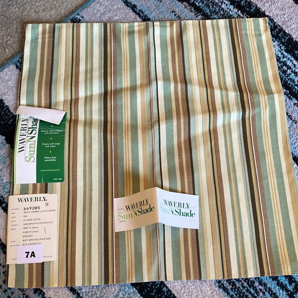 Lot of 6 fabric sample squares. - Picture 3 of 11